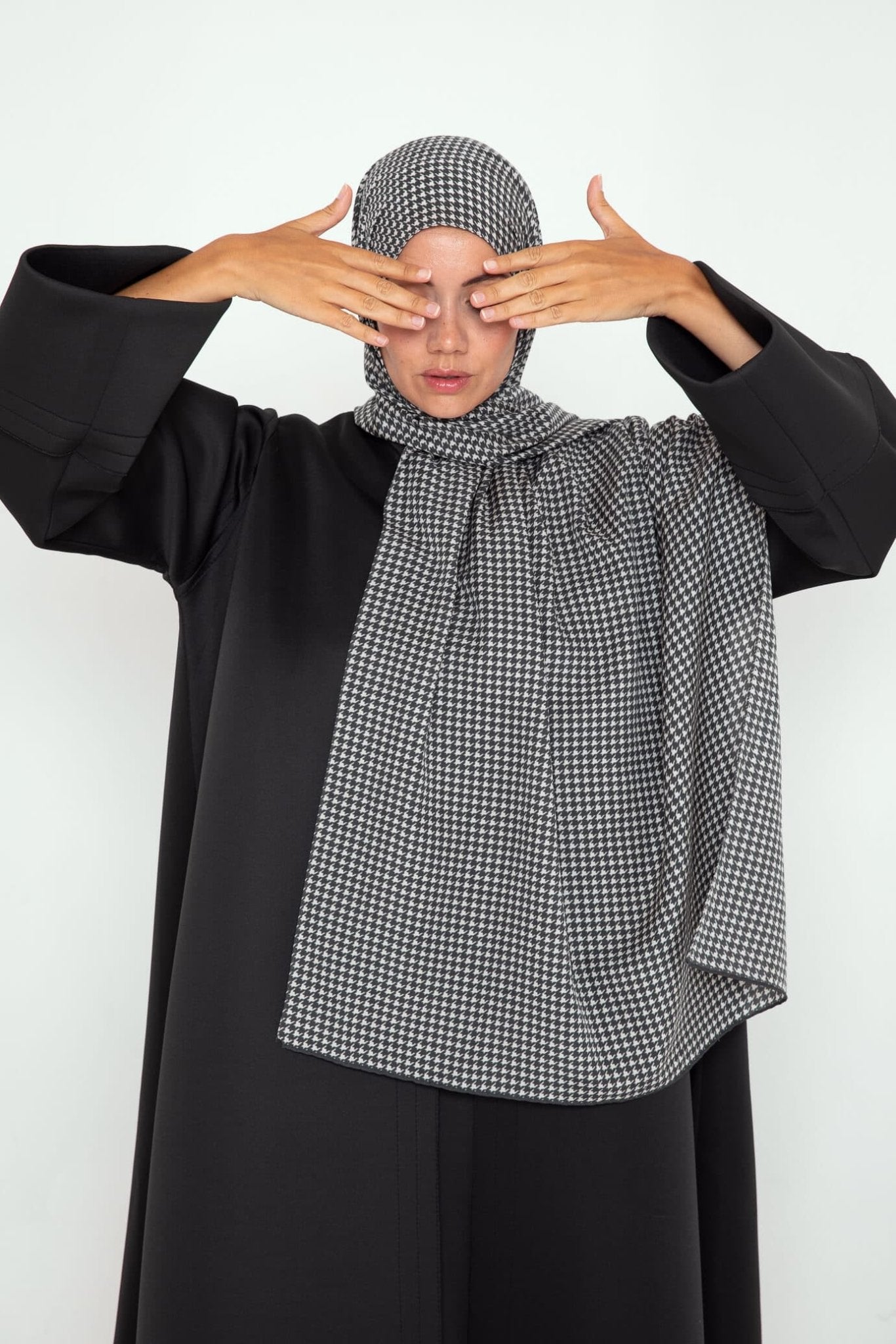 Hijab Infinity Pied - De - Poule - Élégance Classique & Moderne - Mimi Kiseki
