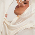 Hijab Origin Écru - Élégance Pure en Soie Mulberry - Mimi Kiseki